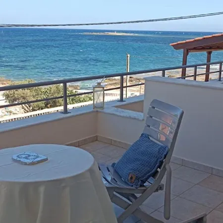 Anemos Surf View * Artemida (Attica)
